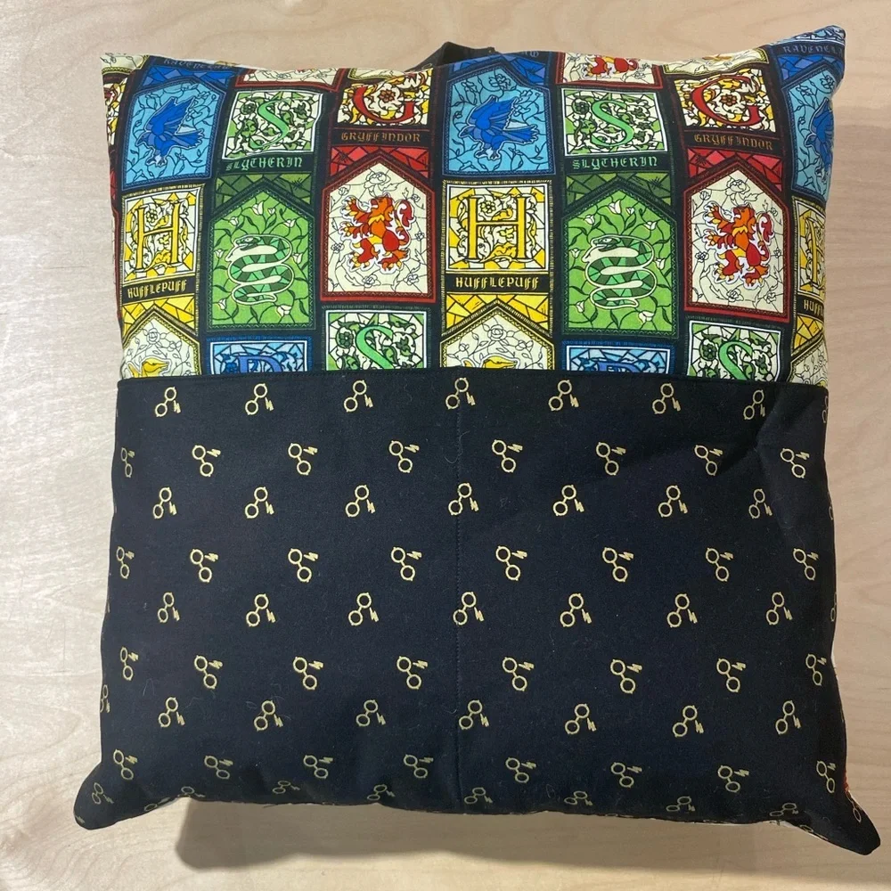 Hand Crafted Hogwarts House Crest Pillow - Multicolor (NX)